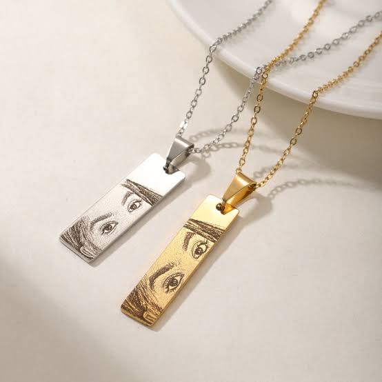 Customized Eye-Necklace
